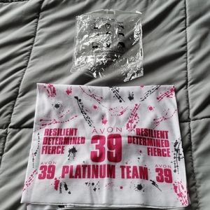 NWT Avon Fandana Breast Cancer Awareness Scarf